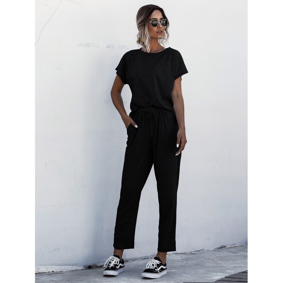 2 Piece Casual Outfit: Tee and Sweatpants - Picture 4 of 11